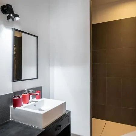 Le Duplex - Amazing Flat Overlooking The Rooftops Of Apartmán *