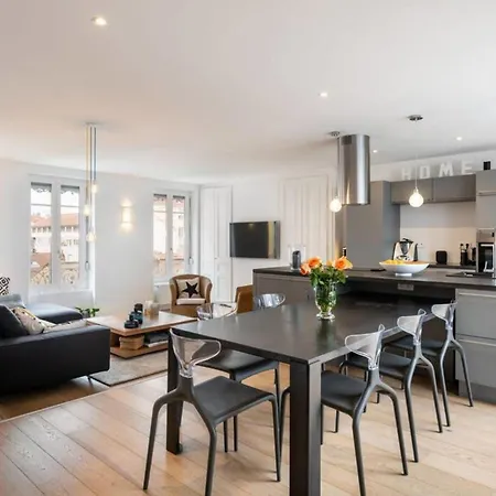 Le Duplex - Amazing Flat Overlooking The Rooftops Of Apartmán Lyon